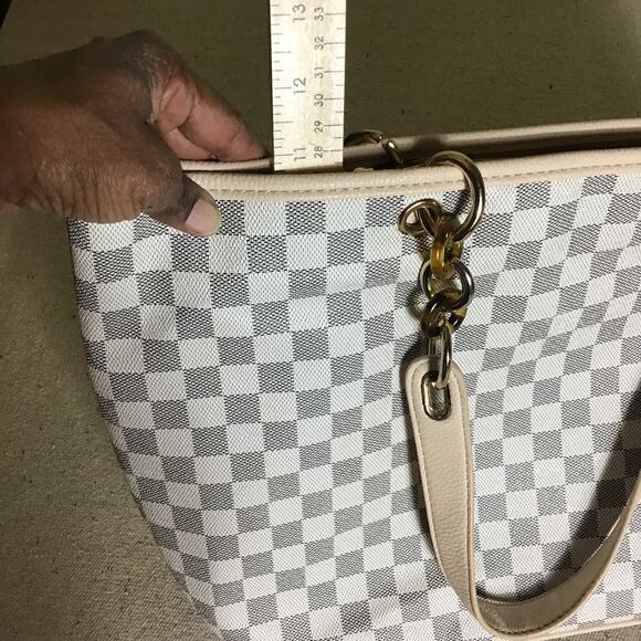 Lola Benson Starr Monogram Damien Handbag (Missing  keychain) EUC (Clean inside) - Picture 11 of 12